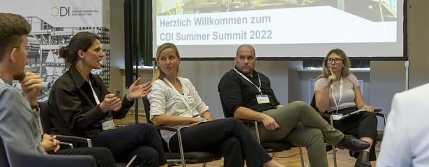 Angeregte Diskussion der CDI Partner beim ersten CDI Summer Summit.  Foto KEI